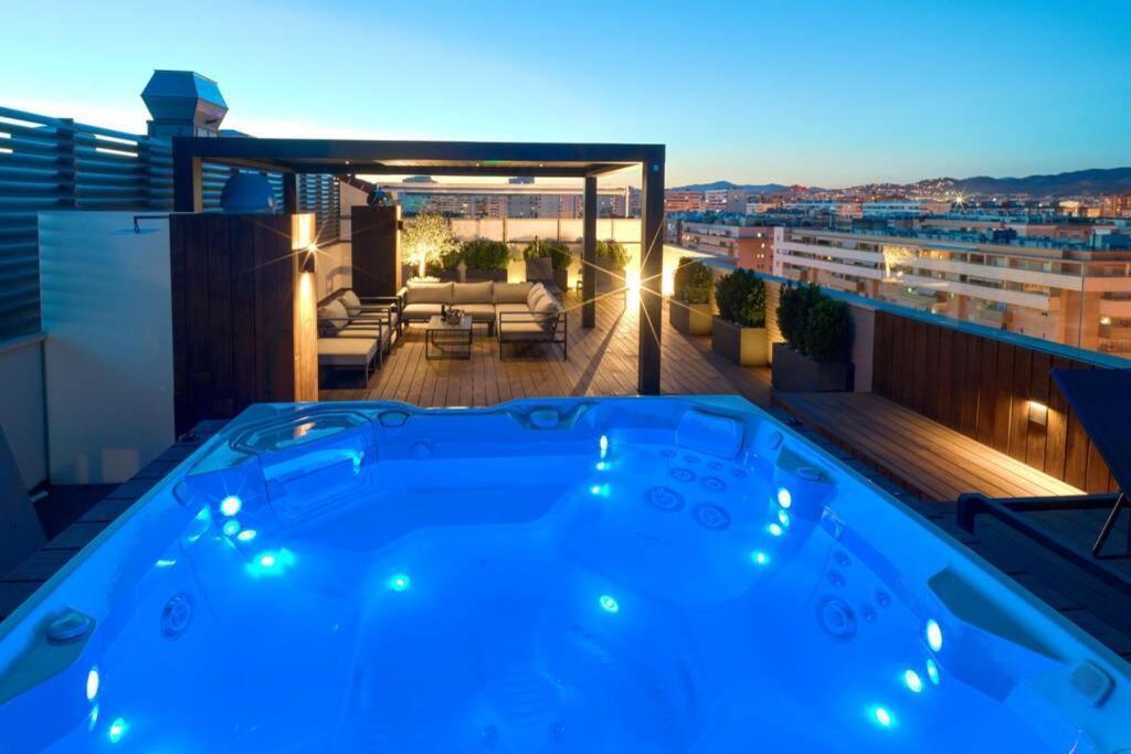 Ferienwohnung D&R Penthouse On The Beach Málaga Exterior foto