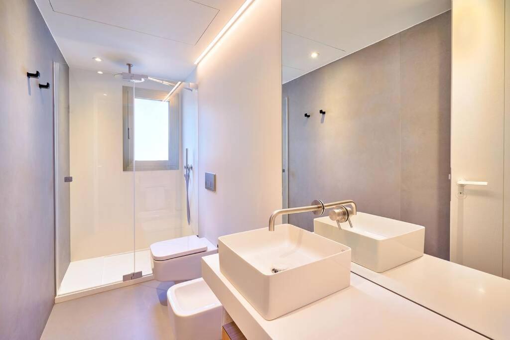 Ferienwohnung D&R Penthouse On The Beach Málaga Exterior foto